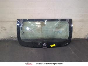 O181484 Gebruikte ruit achter Peugeot 107