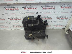 O181504 Gebruikte deurslot mechaniek 2deurs rechts BMW 3-Serie