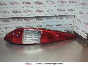 O181638 Gebruikte achterlicht links Ford Mondeo