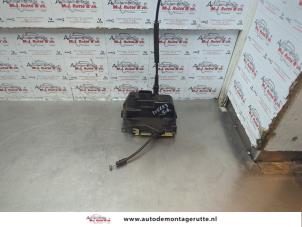 O181642 Gebruikte portierslot mechaniek 4deurs rechts-achter Renault Laguna
