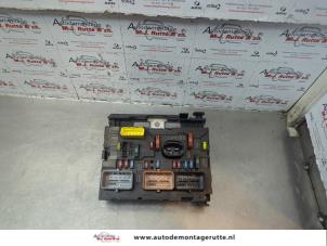 O181648 Gebruikte zekeringkast Peugeot 307