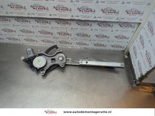 O181651 Gebruikte ruitmechaniek 4deurs rechts-voor Hyundai I20