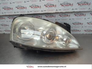 O181705 Gebruikte koplamp rechts Opel Corsa