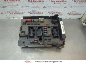 O181710 Gebruikte zekeringkast Peugeot 206