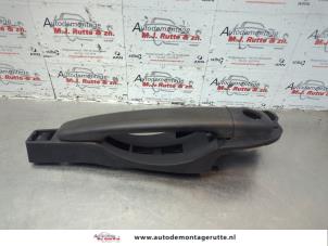 O181732 Gebruikte deurgreep 4deurs links-voor Citroen C3