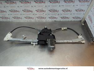 O181737 Gebruikte ruitmechaniek 2deurs links-voor Citroen Nemo