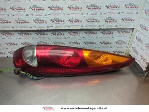 O181758 Gebruikte achterlicht rechts Nissan Almera Tino