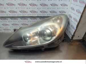 O181779 Gebruikte linker koplamp Opel Corsa