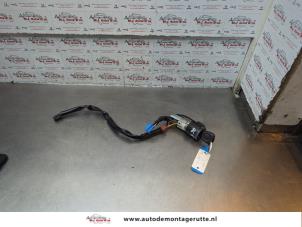 O181810 Gebruikte kontaktslot+sleutel Peugeot 206