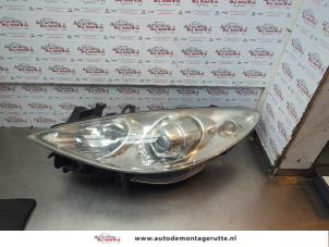 O181823 Gebruikte linker koplamp Peugeot 307
