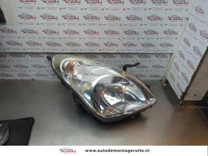 O181873 Gebruikte koplamp rechts Nissan Pixo