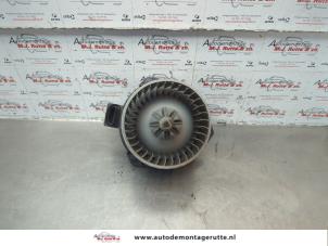 O181876 Gebruikte kachel ventilatiemotor Nissan Pixo