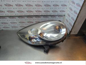 O181933 Gebruikte rechter koplamp Citroen C1