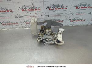 O181940 Gebruikte slotmechaniek portier 2deurs rechts Citroen C1