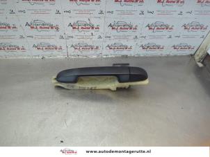 O181968 Gebruikte portiergreep 4deurs links-achter Hyundai I20
