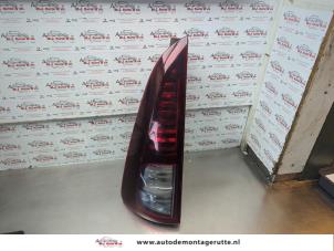 O182008 Gebruikte achterlicht links Renault Espace