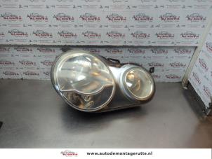 O182012 Gebruikte rechter koplamp Volkswagen Polo