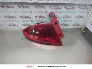 O182018 Gebruikte achterlicht links Seat Leon