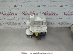 O182026 Gebruikte portierslot mechaniek 4deurs rechts-achter Fiat Panda
