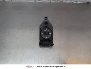 O182039 Gebruikte schakelaar spiegel Kia Picanto