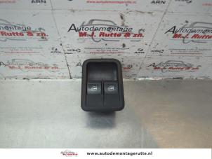 O182053 Gebruikte combischakelaar ramen Skoda Fabia