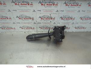 O182062 Gebruikte richtingaanwijzer schakelaar Renault Trafic