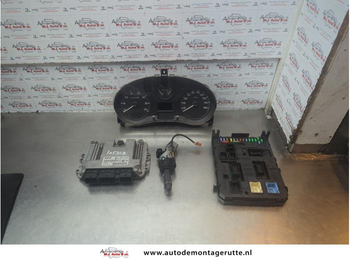 Gebruikte Contactslot + computer Citroen Berlingo O182081