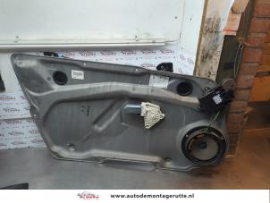 O182128 Gebruikte ruitmechaniek 2deurs links-voor Mercedes A-Klasse