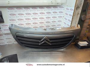 O182174 Gebruikte grille Citroen C3
