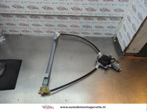 O182200 Gebruikte ruitmechaniek 2deurs rechts-voor Renault Clio