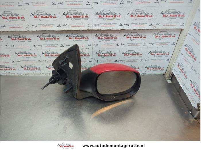 Gebruikte Buitenspiegel rechts Peugeot 206 PLUS O182208