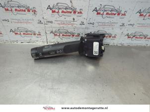O182276 Gebruikte knipperlicht schakelaar Opel Astra