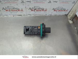 O182287 Gebruikte luchthoeveelheidsmeter Opel Astra
