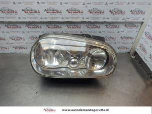 O182338 Gebruikte koplamp rechts Volkswagen Golf