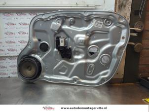 O182383 Gebruikte raammechaniek 4deurs rechts-voor Kia Cee'D