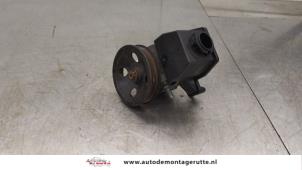 O182384 Gebruikte stuurpomp Mercedes SLK