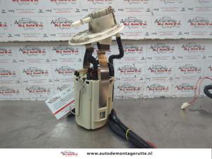 O182402 Gebruikte brandstofpomp elektrisch Volvo V70
