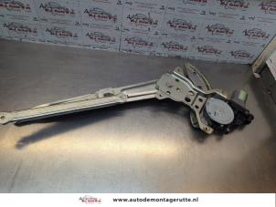 O182403 Gebruikte raammechaniek 4deurs links-voor Suzuki Alto