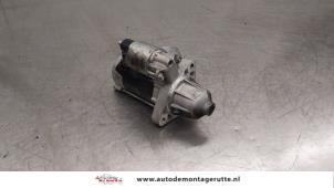 O182439 Gebruikte startmotor Suzuki Swift