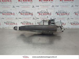 O182538 Gebruikte greep achterdeur bus-bestel Citroen Berlingo