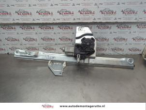 O182553 Gebruikte ruitmechaniek 2deurs rechts-voor Citroen Berlingo