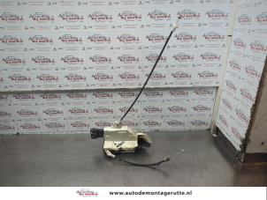O182556 Gebruikte slotmechaniek achterdeur bus-bestel Citroen Berlingo