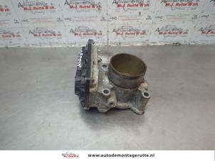 O182559 Gebruikte gasklephuis Renault Twingo
