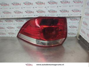 O182572 Gebruikte achterlicht links Volkswagen Golf