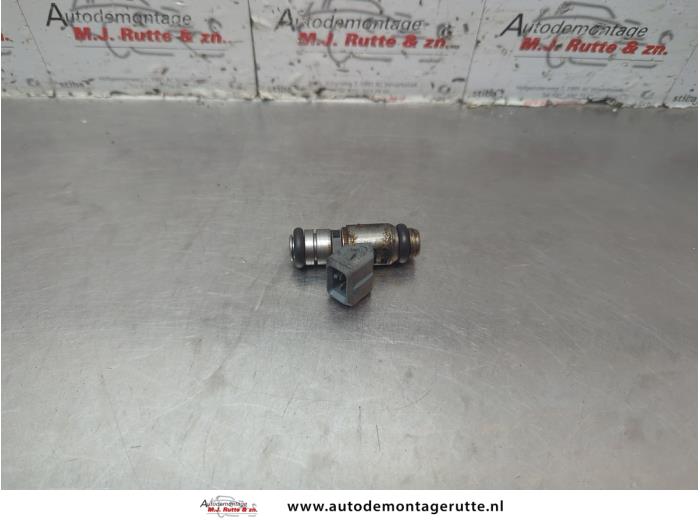 Gebruikte Injector (benzine injectie) Ford KA O182587