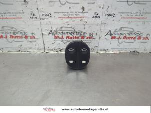 O182588 Gebruikte combischakelaar ramen Ford KA