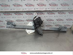 O182610 Gebruikte raammechaniek 4deurs rechts-voor Dacia Logan