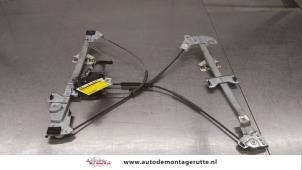 O182613 Gebruikte ruitmechaniek 2deurs links-voor Peugeot Partner