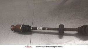 O182628 Gebruikte homokineetas rechts-voor Dacia Sandero