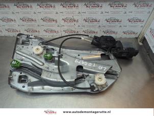 O182750 Gebruikte raammechaniek 2deurs links-achter Renault Megane